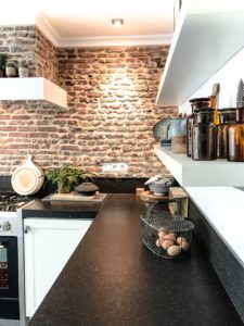 Een echte brick wall in de keuken
